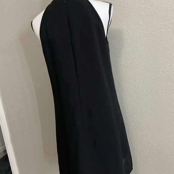 Dress - Picture 4 of 6